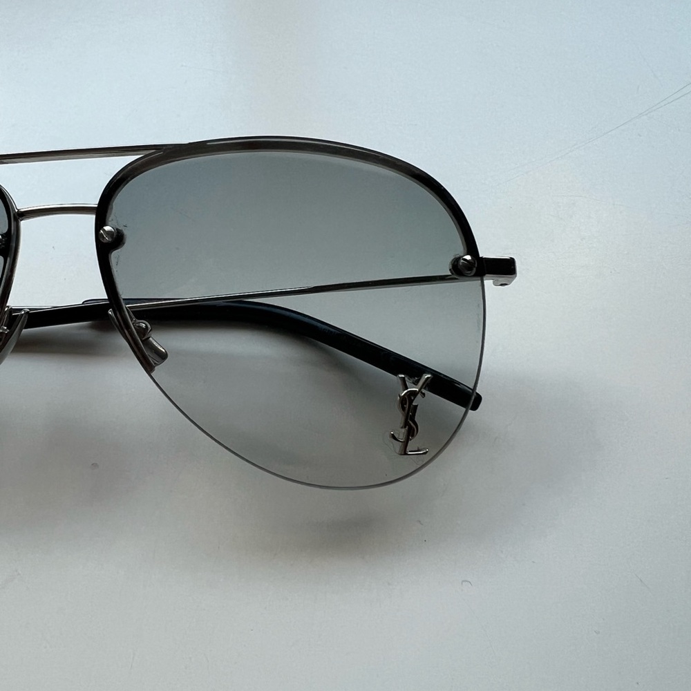 Saint Laurent Monogram Classic Pilot Sunglasses - Picture 2 of 6